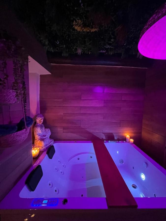شقة Le Balneo Jacuzzi Vieil Antibes Safranier المظهر الخارجي الصورة