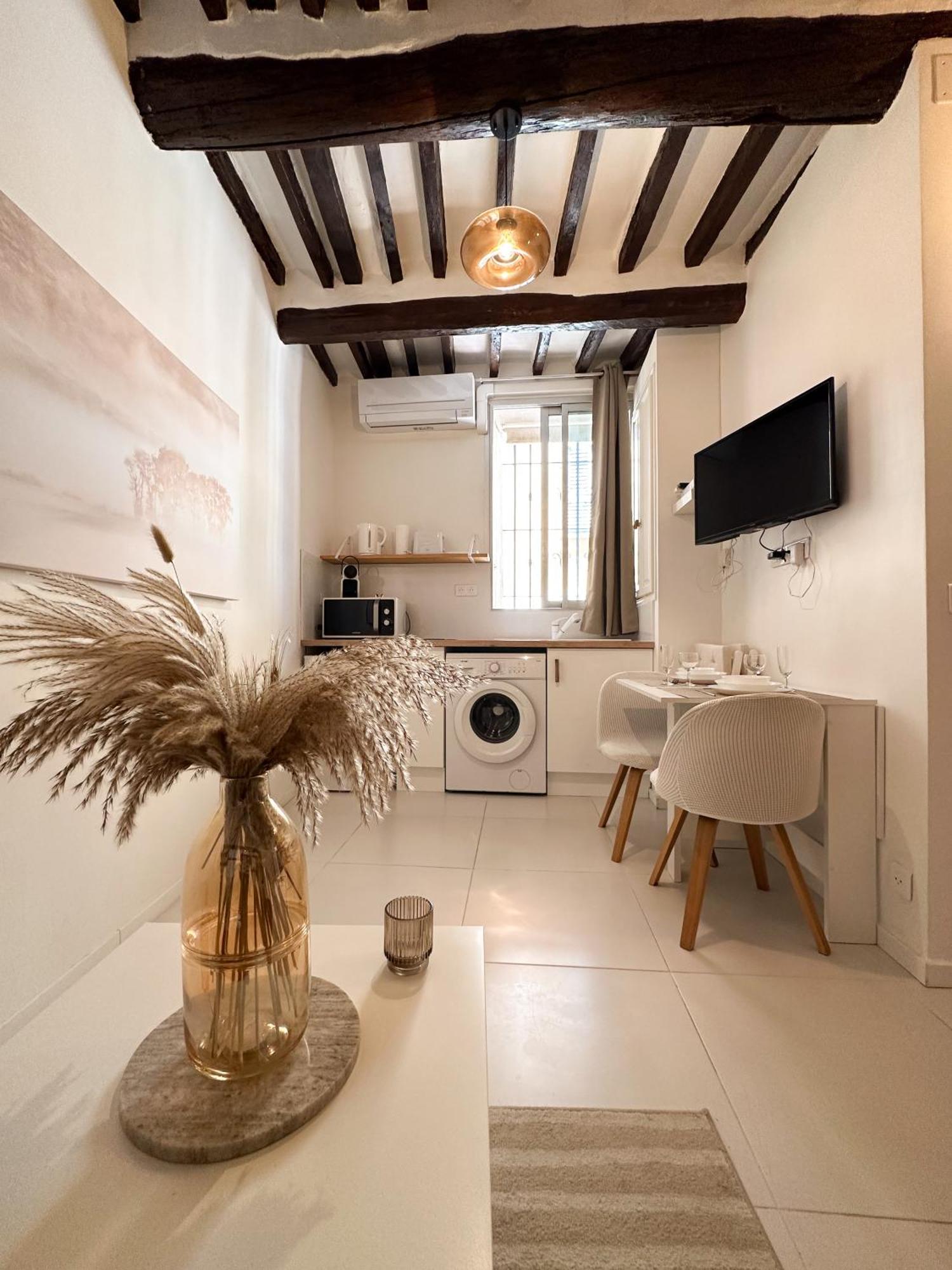 شقة Le Balneo Jacuzzi Vieil Antibes Safranier المظهر الخارجي الصورة